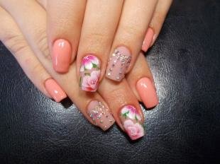 Китайская роспись ногтей, персиковый маникюр с цветами и стразами